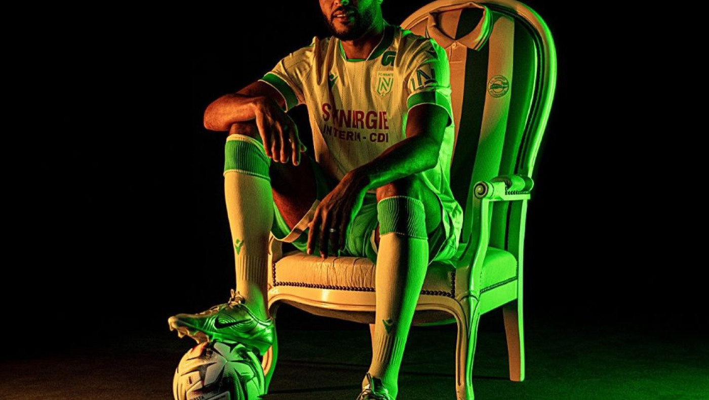 «Καναρίνι» ο Ελ Αραμπί: Υπέγραψε για ένα χρόνο στη Ναντ