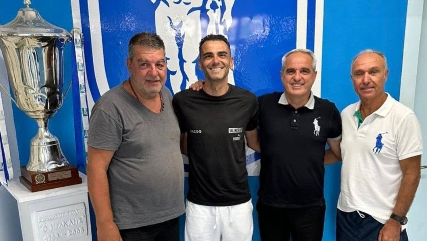 Παπαποστόλου: «Κάποια παιδιά μπορούν να πλαισιώσουν την πρώτη ομάδα σε δύο-τρία χρόνια»