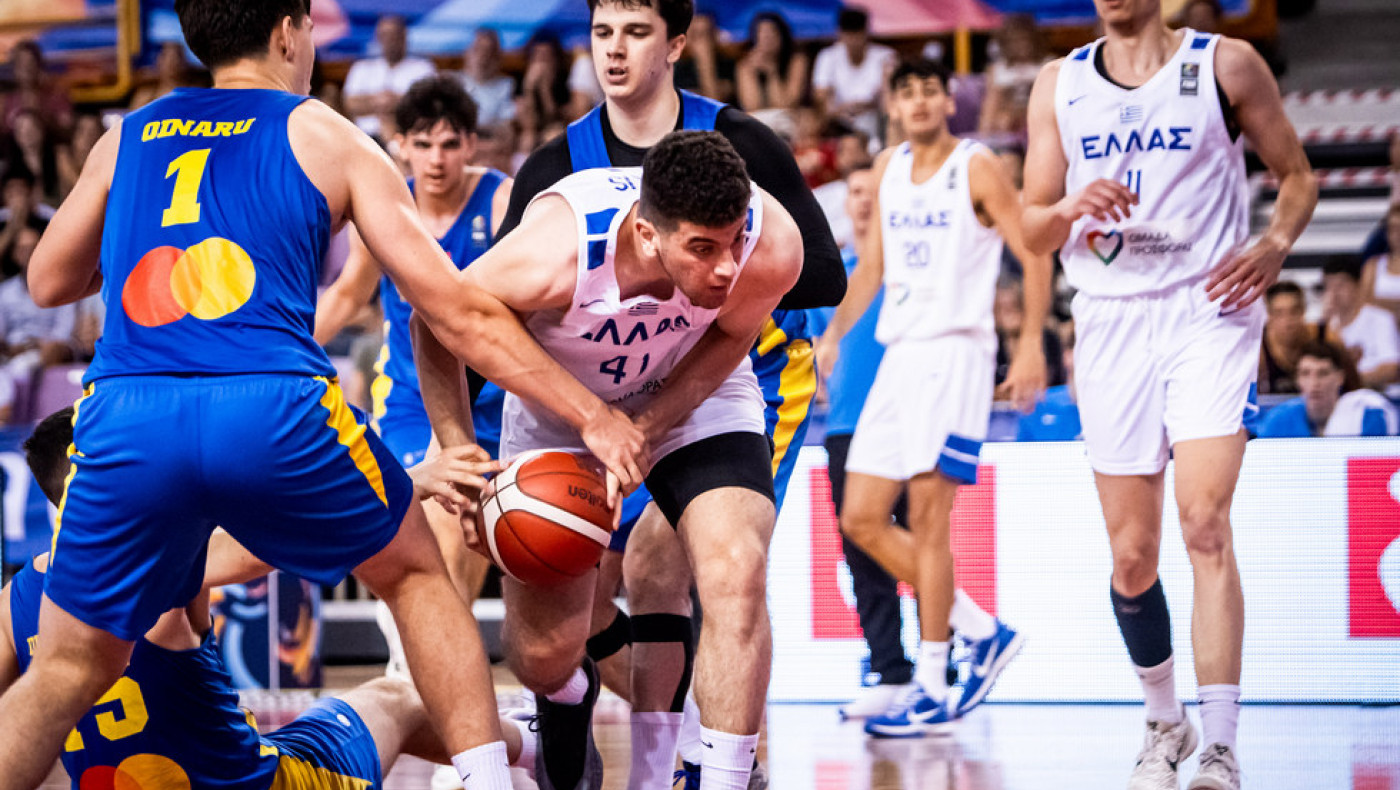 Η Εθνική Νέων με φόρα για τους «8» της Ευρώπης