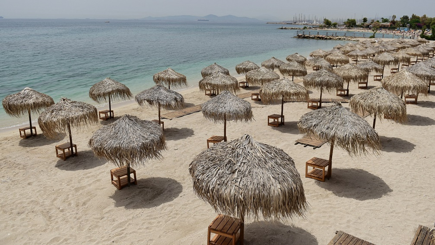 Χαλκιδική: Σύλληψη επιχειρηματία on camera για καταπάτηση παραλίας