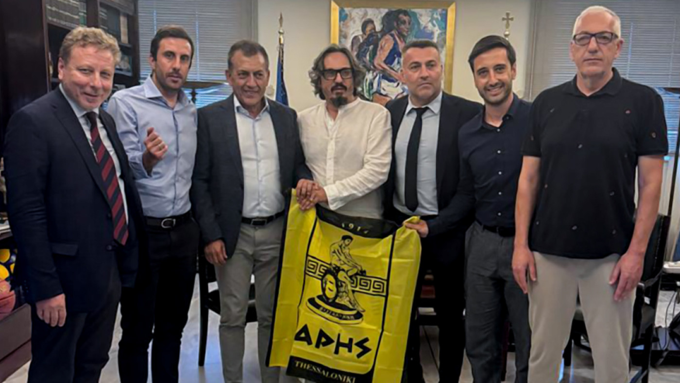 Βρούτσης για Άρη: «Τους εύχομαι κάθε καλό»