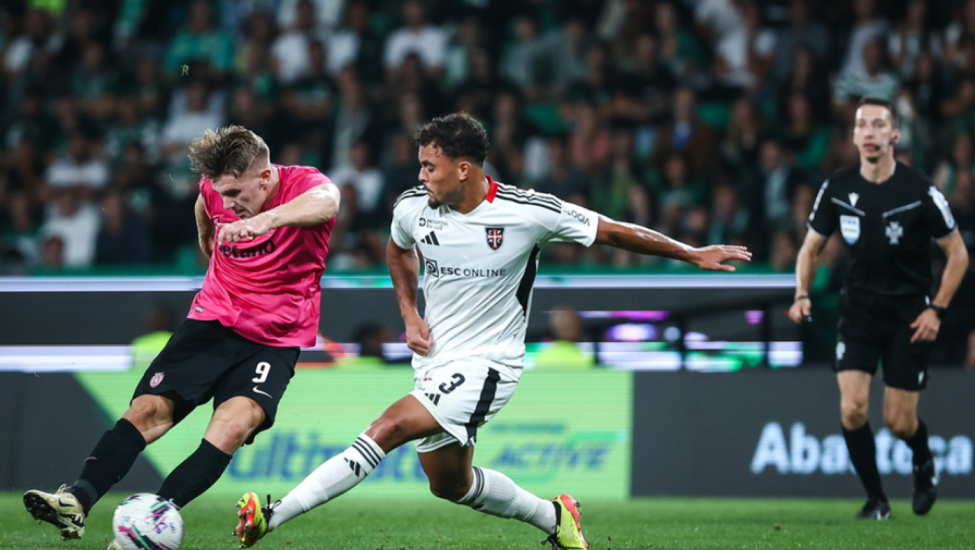 A BOLA: «Η Κάζα Πία ζητά από ΠΑΟΚ, Λιόν και Λανς 5 εκατ. ευρώ για τον Κλάιφερτ»