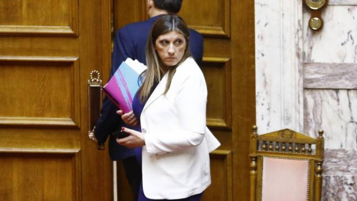 Η Κωνσταντοπούλου υπερασπίστηκε τον Καραναστάση «λούζοντας» τον Λαζαρίδη