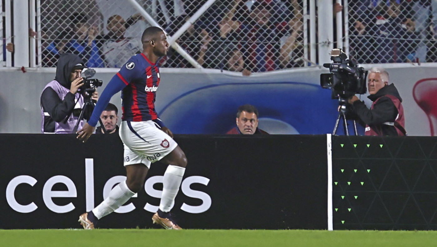 «Ο Ζοάν Ρομάνια έχει προσελκύσει το ενδιαφέρον του Ολυμπιακού»