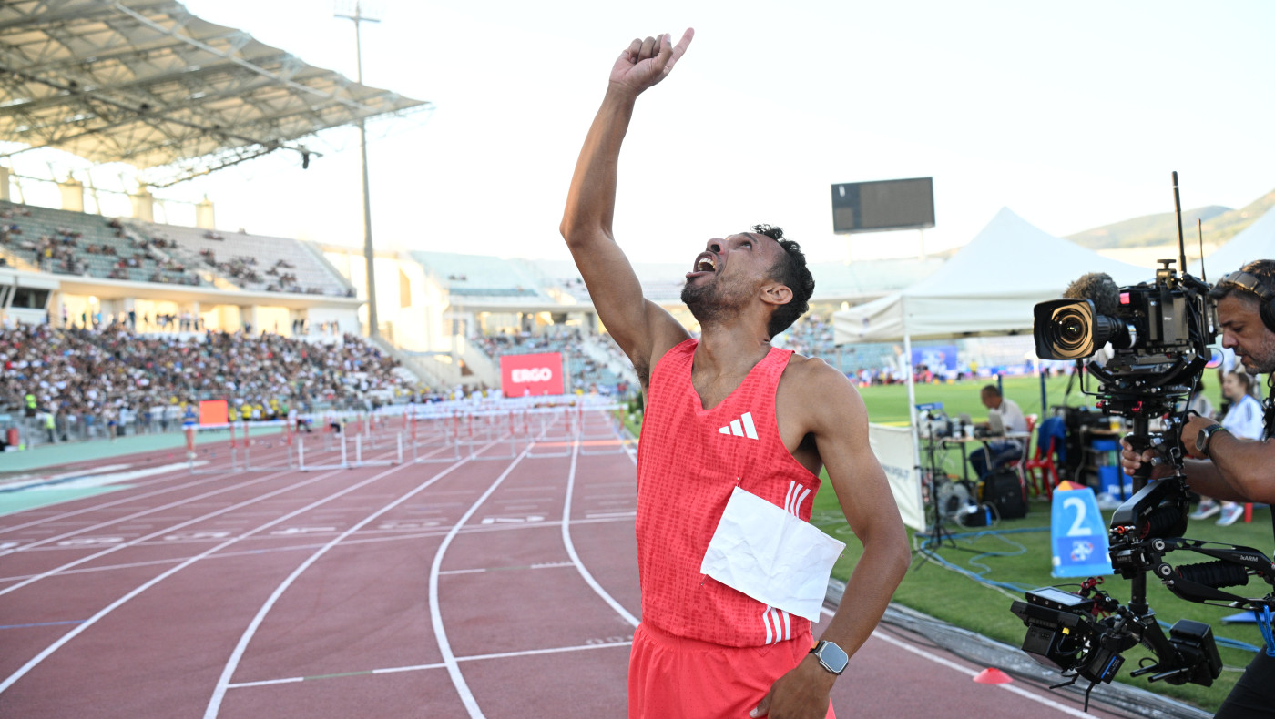 Πανελλήνιο Στίβου, Βόλος: 17η νίκη για Δουβαλίδη που είπε «αντίο» μπροστά στο γιο του