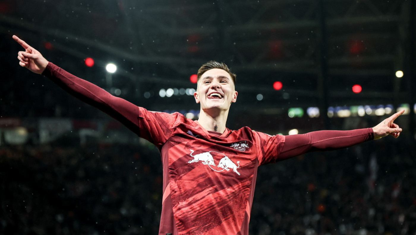 Η Μάντσεστερ Γιουνάιτεντ ετοιμάζει να σκάσει τη βόμβα με τον Σέσκο!