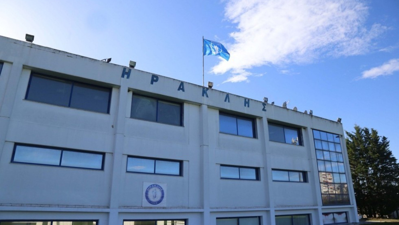 Ηρακλής: Απαγόρευση μεταγραφών ζητούν 14 πρώην ποδοσφαιριστές για 1,5 εκ. ευρώ