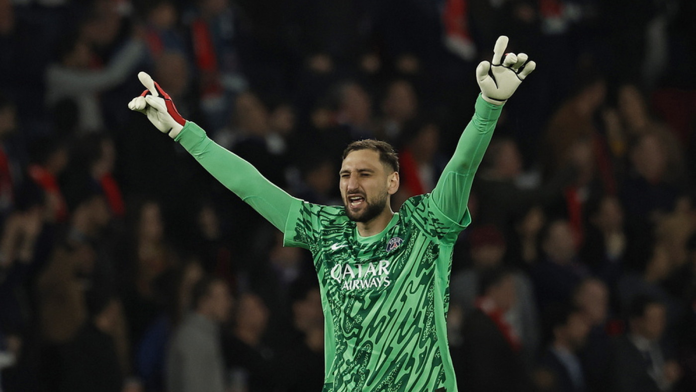 Σφήνα… της Γιουνάιτεντ για τον Ντοναρούμα