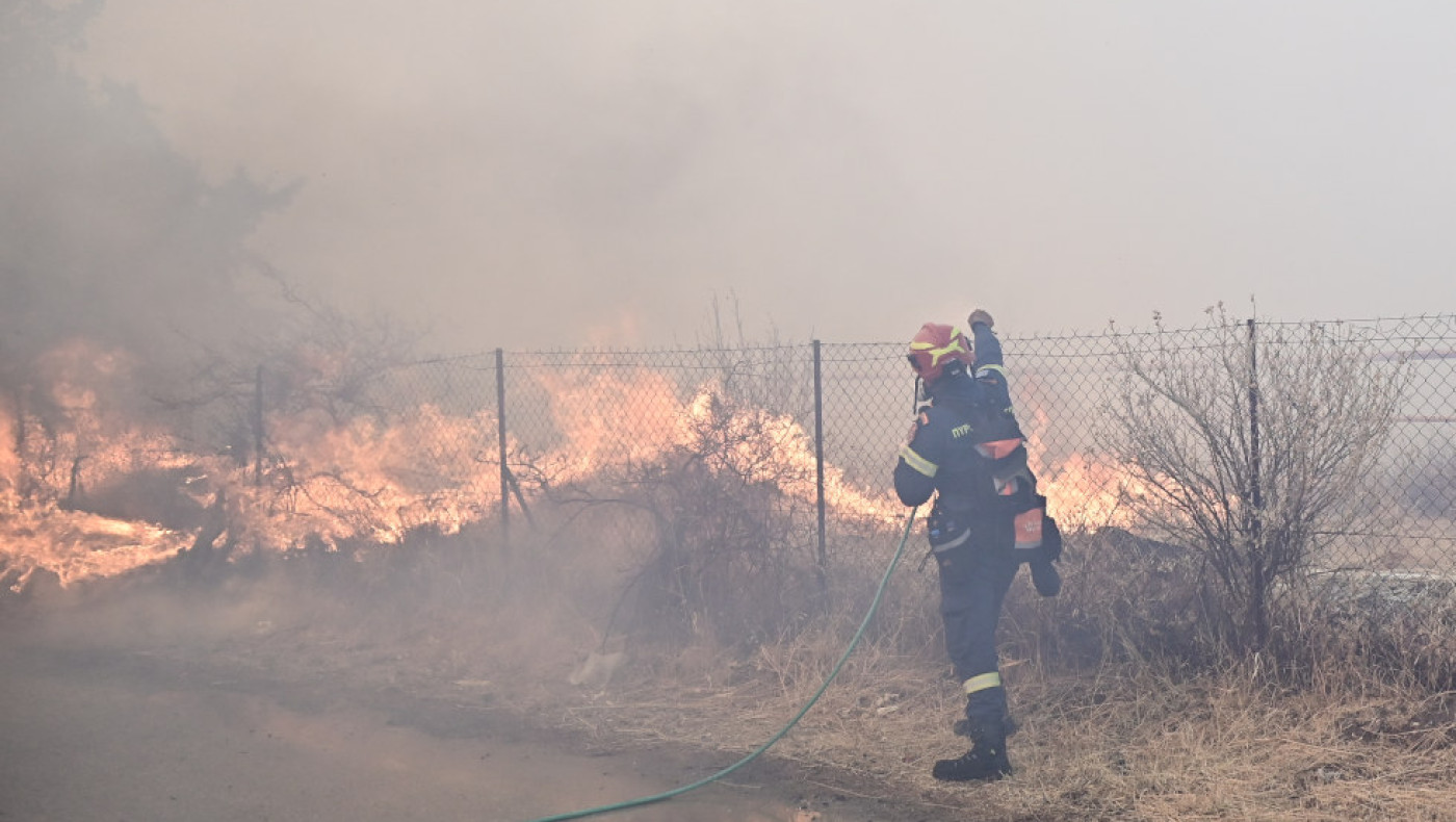 Κερατέα: Ένας νεκρός από τη μεγάλη φωτιά στην Ανατολική Αττική