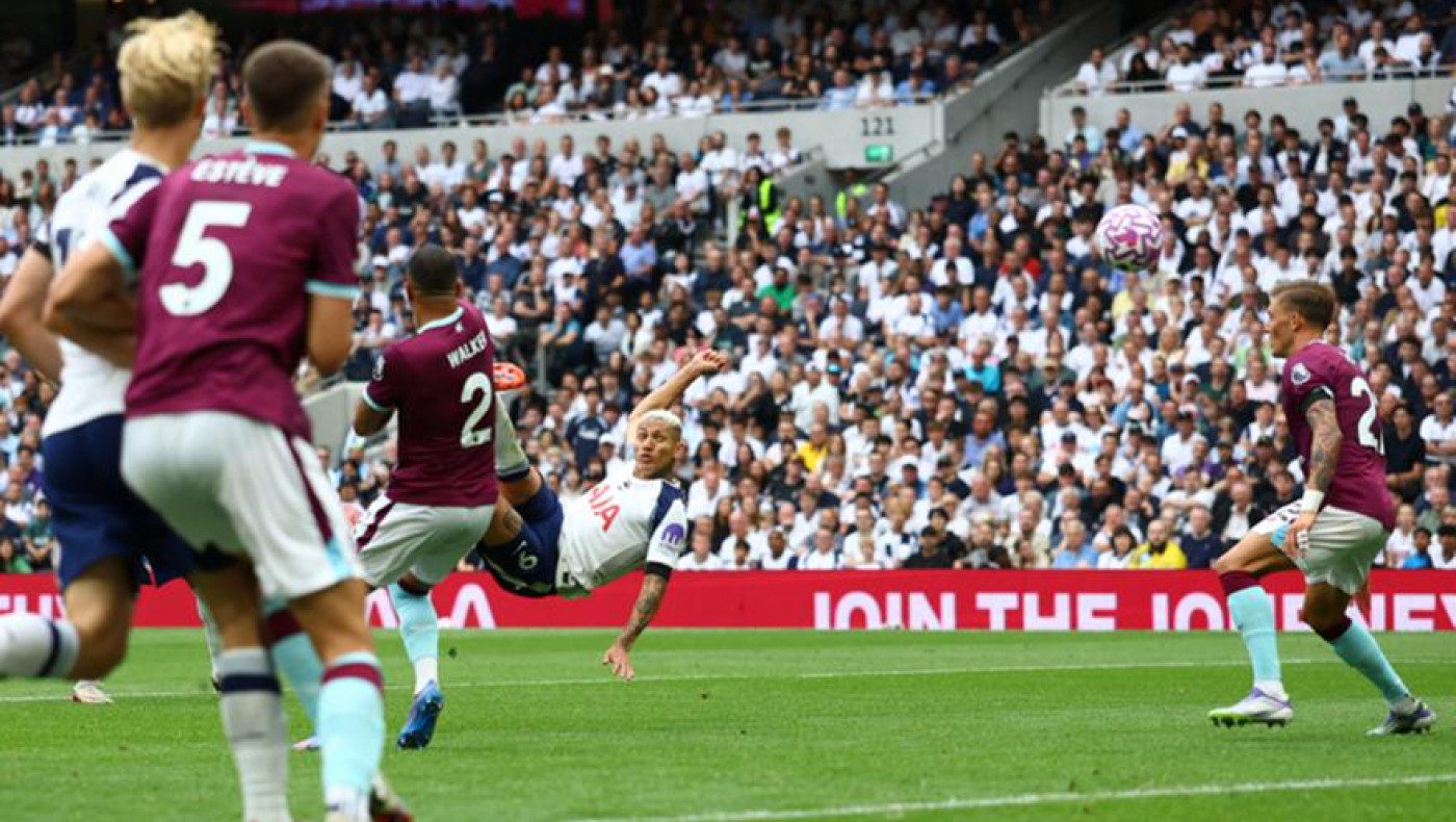 Τρομερή επιστροφή για τη Σάντερλαντ στην Premier League, τριάρα για Τότεναμ, σοκ για Μπράιτον
