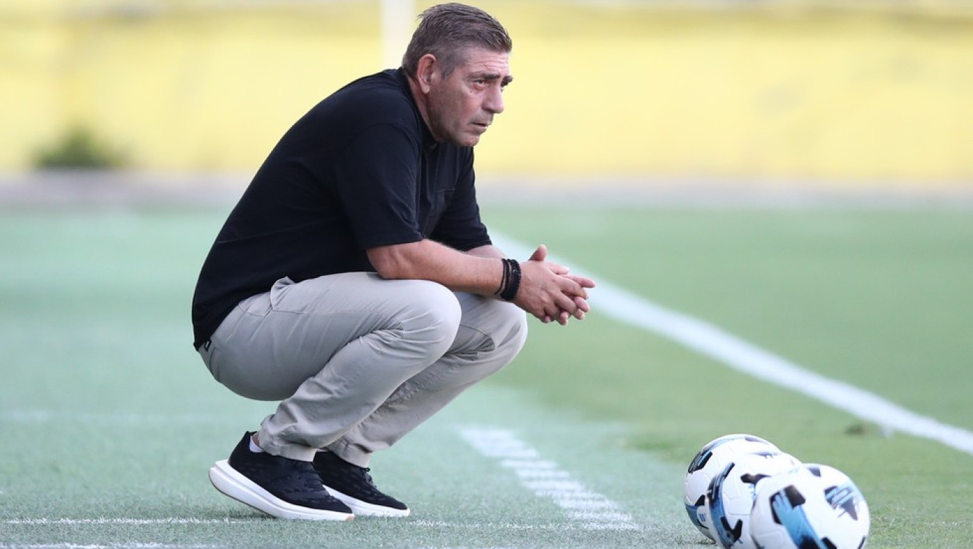 Παντελίδης: «Είχαμε προβλήματα, δεν μπορούσαμε να κρατήσουμε την μπάλα»