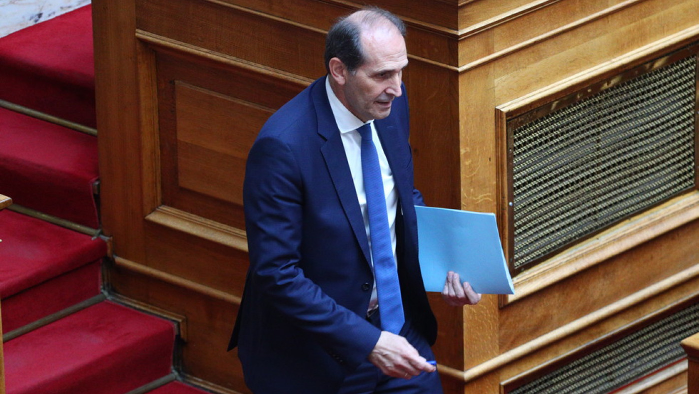 Απόστολος Βεσυρόπουλος: Υπέστη ανακοπή καρδιάς σε beach bar της Χαλκιδικής