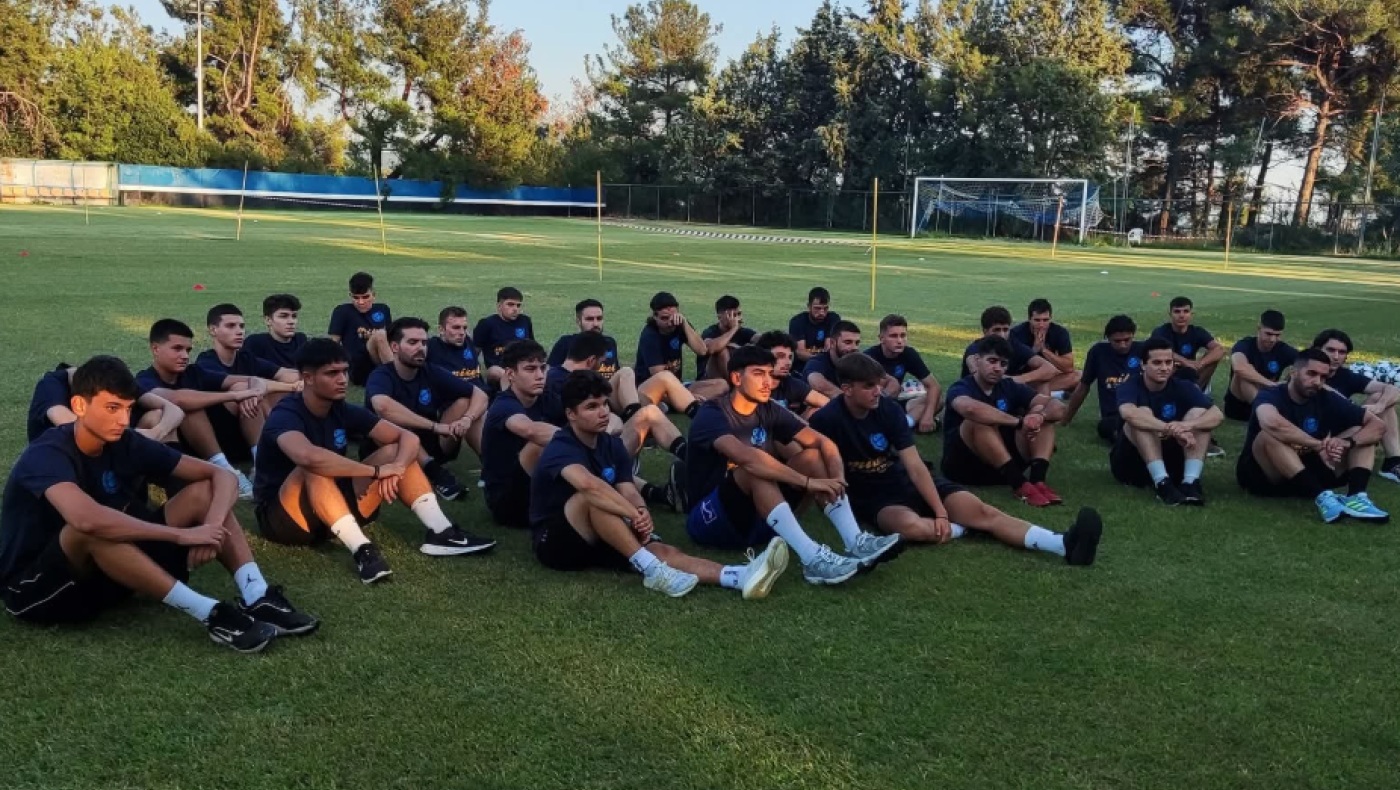 Πανόραμα - Φωτορεπορτάζ: Υψηλοί στόχοι– «Πρώτη» για Εθνικό Αστέρα Πυλαίας και Νεάπολης Συκεών