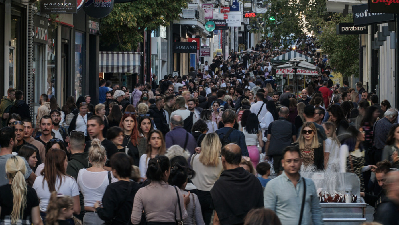 Δημογραφική «βόμβα»: Οι Έλληνες μειώθηκαν κατά μισό εκατομμύριο μέσα σε 13 χρόνια!