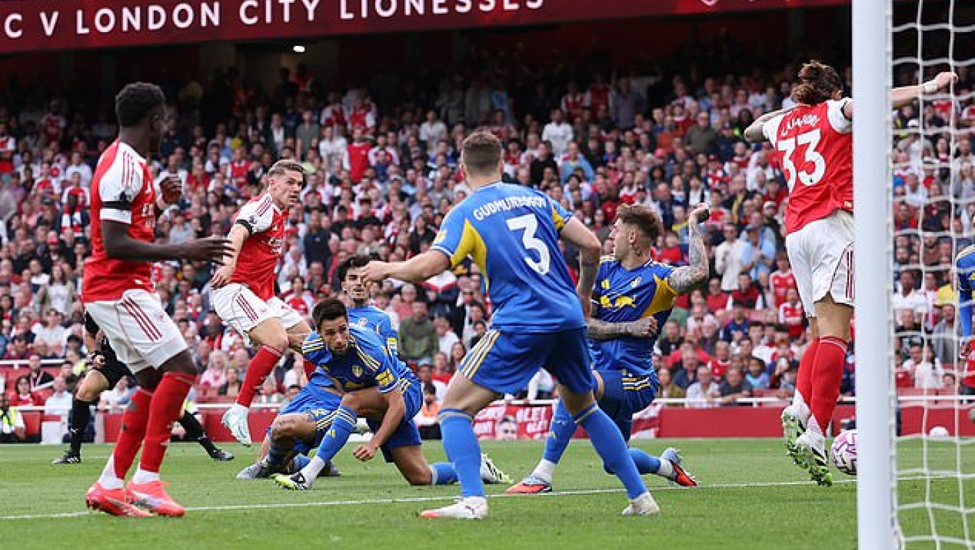 Ονειρική πρεμιέρα για Νάπολι, «αυτοκτόνησε» η Ντόρτμουντ, 2Χ2 η Άρσεναλ