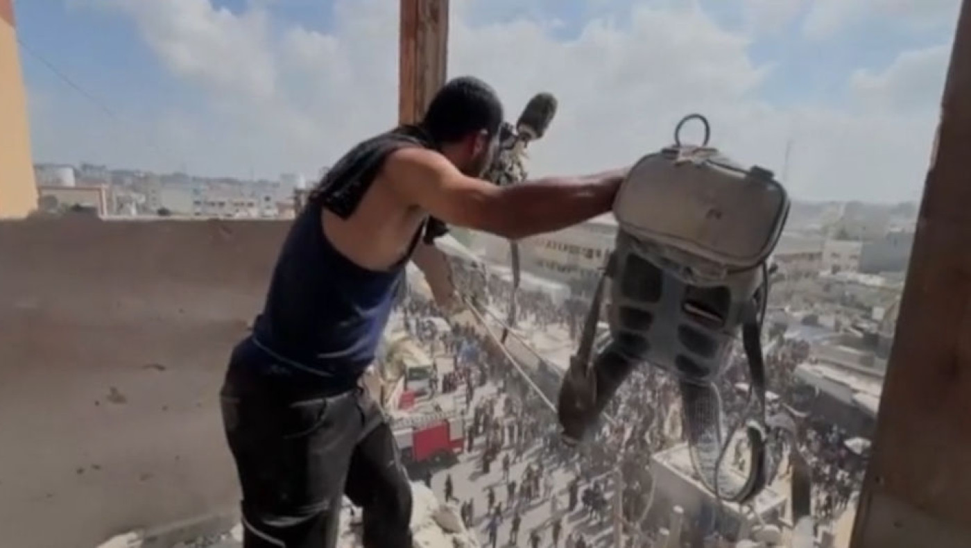 VIDEO που σοκάρει-Μέση Ανατολή: Η στιγμή της ισραηλινής επίθεσης σε νοσοκομείο στη Γάζα