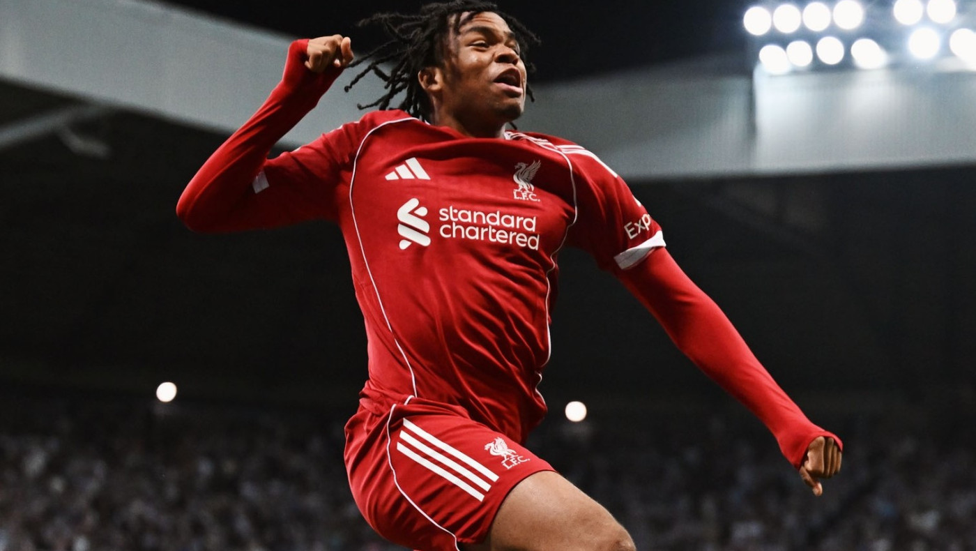 Ρίο Ενγκουμόχα: Ποιος είναι ο νεότερος σκόρερ στην ιστορία της Λίβερπουλ