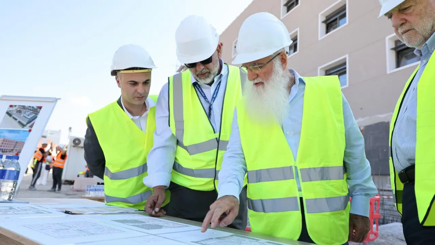 ΟΛΘ: Επίσκεψη Ιβάν Σαββίδη και επιθεώρηση των έργων στον προβλήτα 6