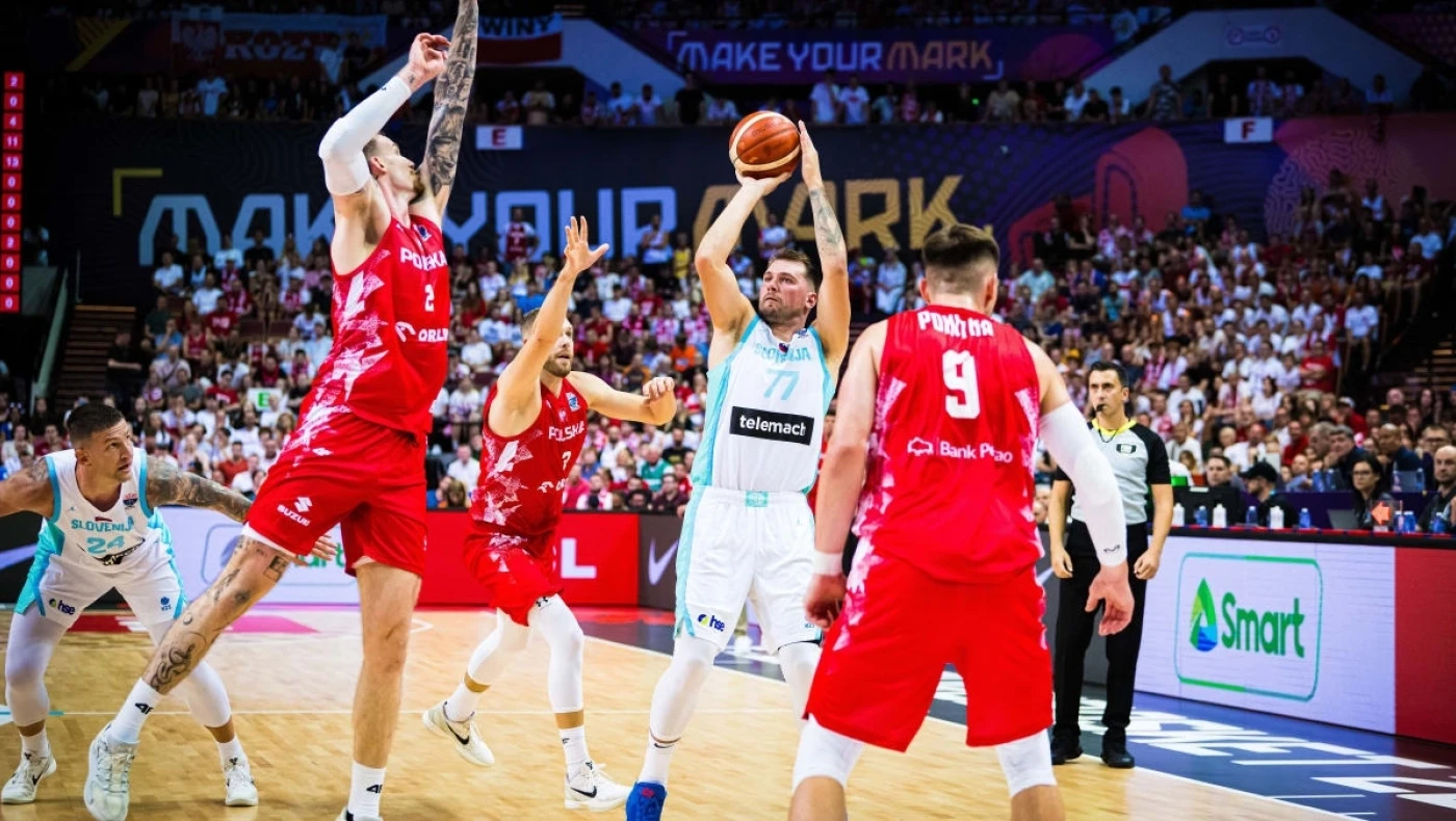 Eurobasket 2025: Η Πολωνία έριξε 100άρα τη Σλοβενία