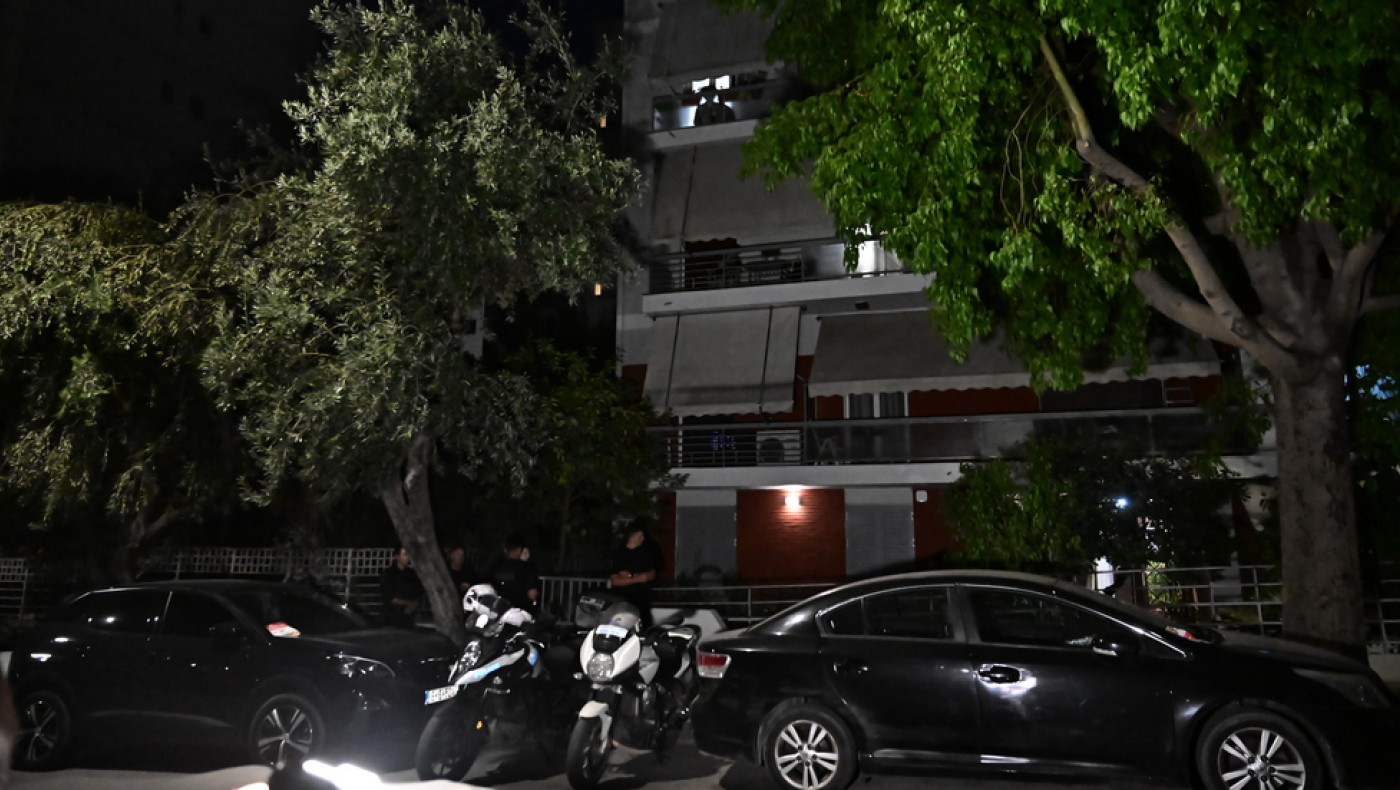 Θρίλερ στον Νέο Κόσμο: Ζευγάρι εντοπίστηκε νεκρό-Δίπλα τους βρέθηκε όπλο