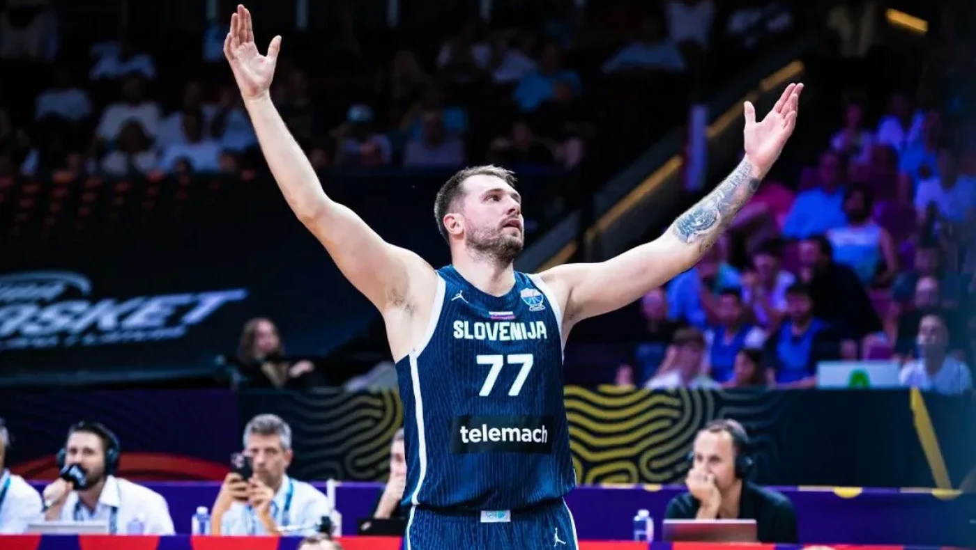Eurobasket 2025: «Όργια» Ντόντσιτς και νίκη για τη Σλοβενία