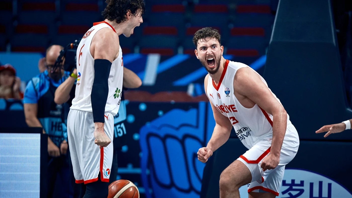 EuroBasket 2025: Τα χρειάστηκε η Τουρκία, αλλά προκρίθηκε στους «8»