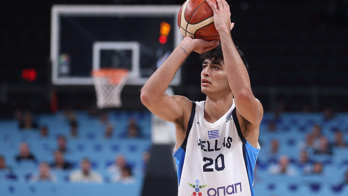 Σαμοντούροβ: Ποιος είναι ο «Σάμο» που βοήθησε την Εθνική να μπει στην 8άδα