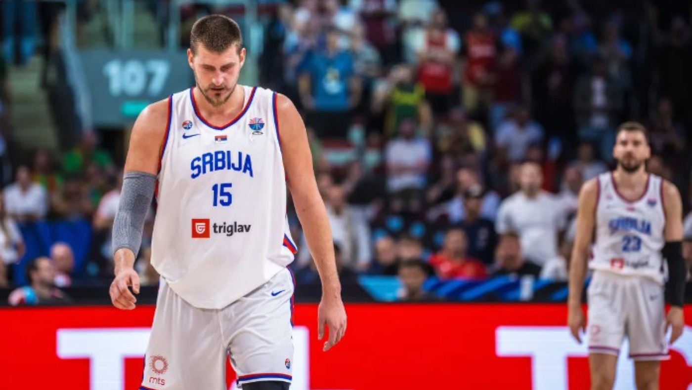 EuroBasket 2025: Στο νοσοκομείο ο σχολιαστής Σλόμπονταν Σάρενατς μετά τον αποκλεισμό της Σερβίας!