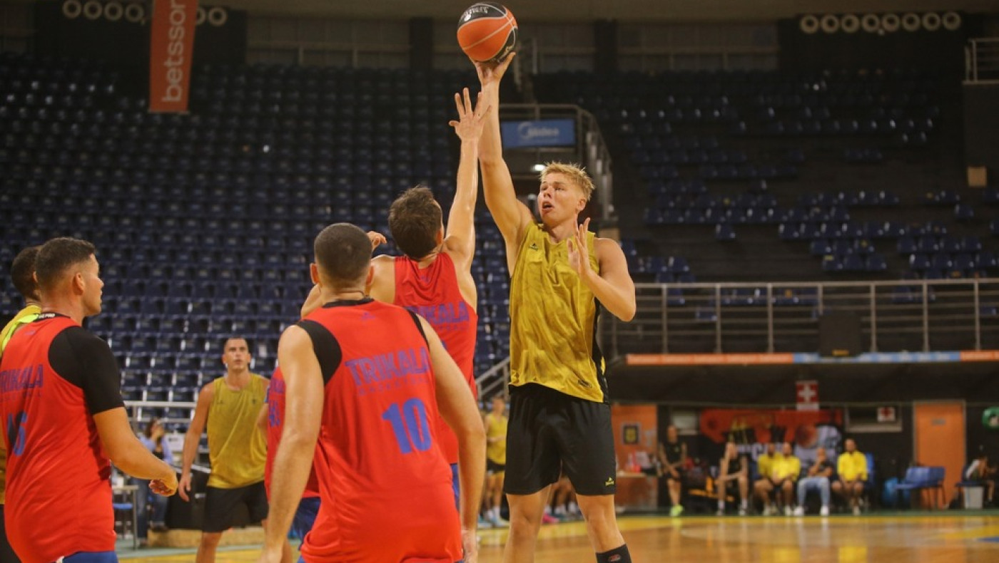 Άρης: Αγωνία για Τανούλη, τραυματίστηκε στο γόνατο