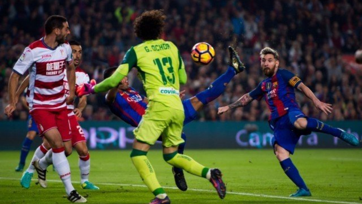 ΘΕΜΑ: Θα τον έστελναν δανεικό, κι αυτός σκοράρει με 100% ευστοχία (vd)