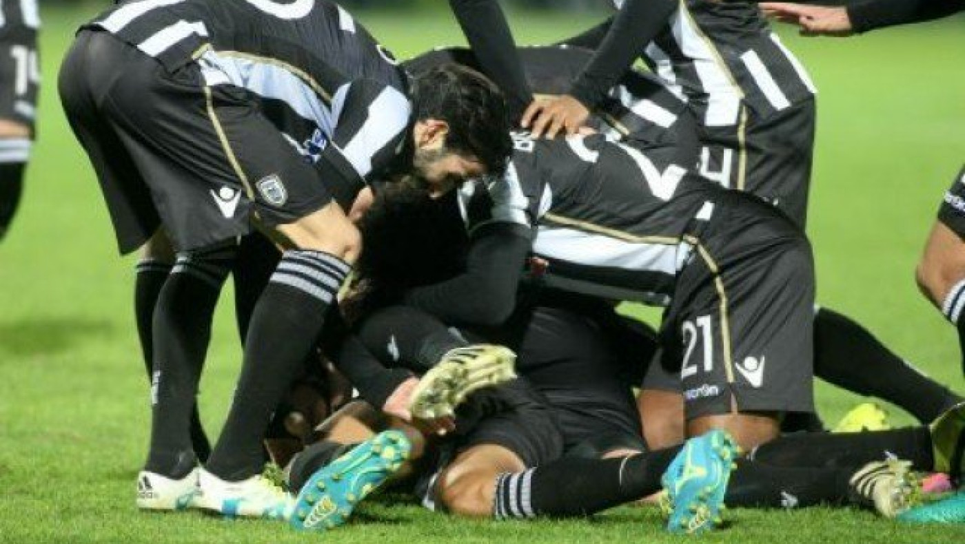 Ντίντακ: «Είπατε στον διαιτητή ότι ήταν ένα μέτρο άουτ;»  (pic)