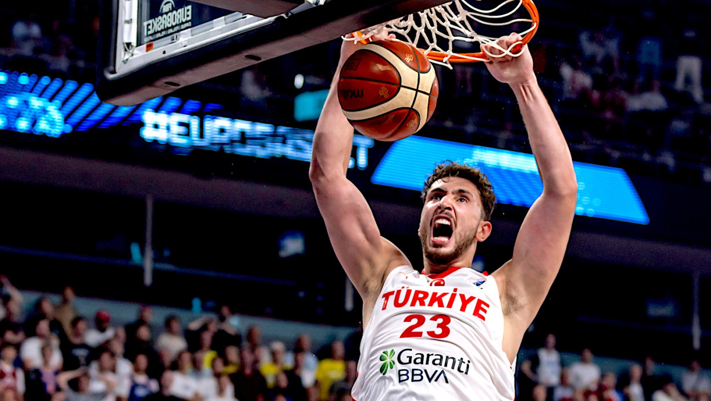 Eurobasket 2025: Ο προπονητής των Ρόκετς για τον Σενγκούν-«Υπέροχο να τον βλέπεις…»