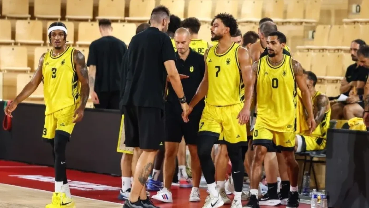 Το φιλικό Άρης-Προμηθέας για τα «Μαυροσκούφεια»