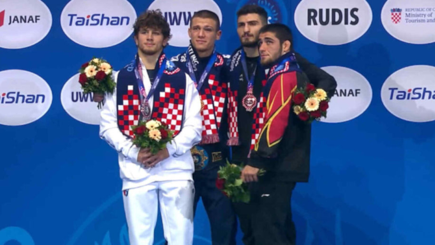 Ο Γιώργος Κουγιουμτσίδης στην κορυφή του κόσμου: Το χρυσό και ο εθνικός ύμνος