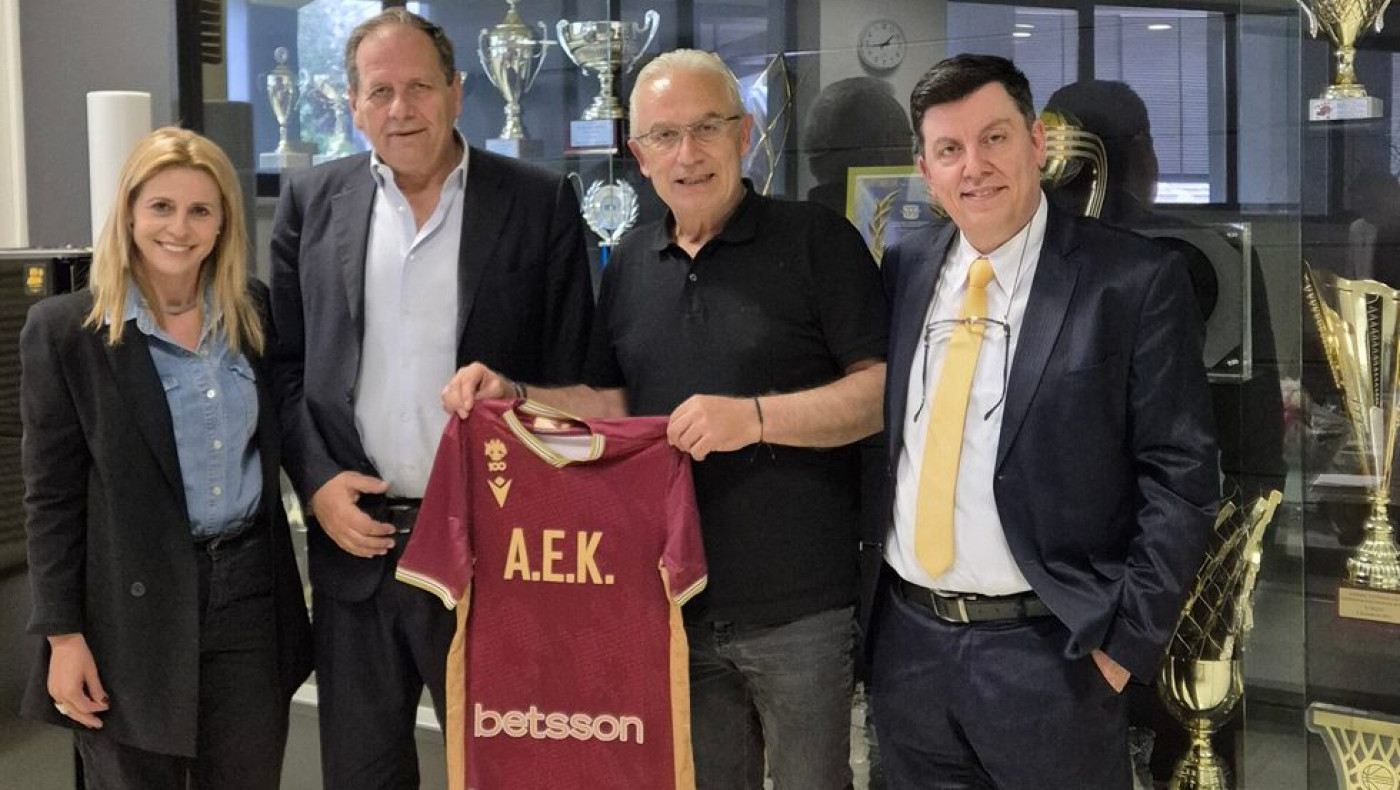 ΚΑΕ ΑΕΚ: Ολοκληρώθηκε η δωρεά καθισμάτων στον Δήμο Αμφιλοχιάς