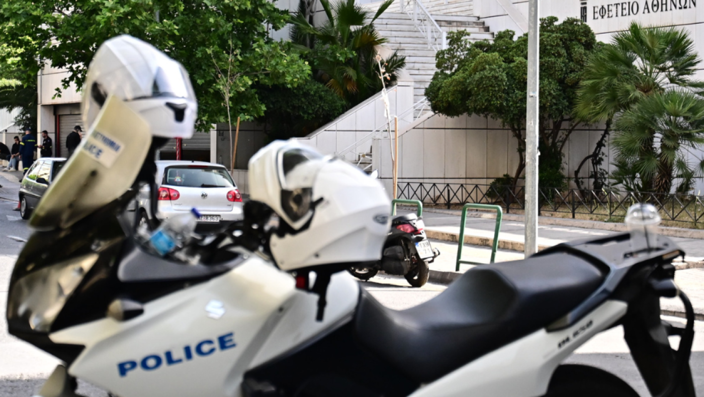 Θεσσαλονίκη: «Χτύπησε» οκτώ οχήματα και αρνήθηκε αλκοτέστ