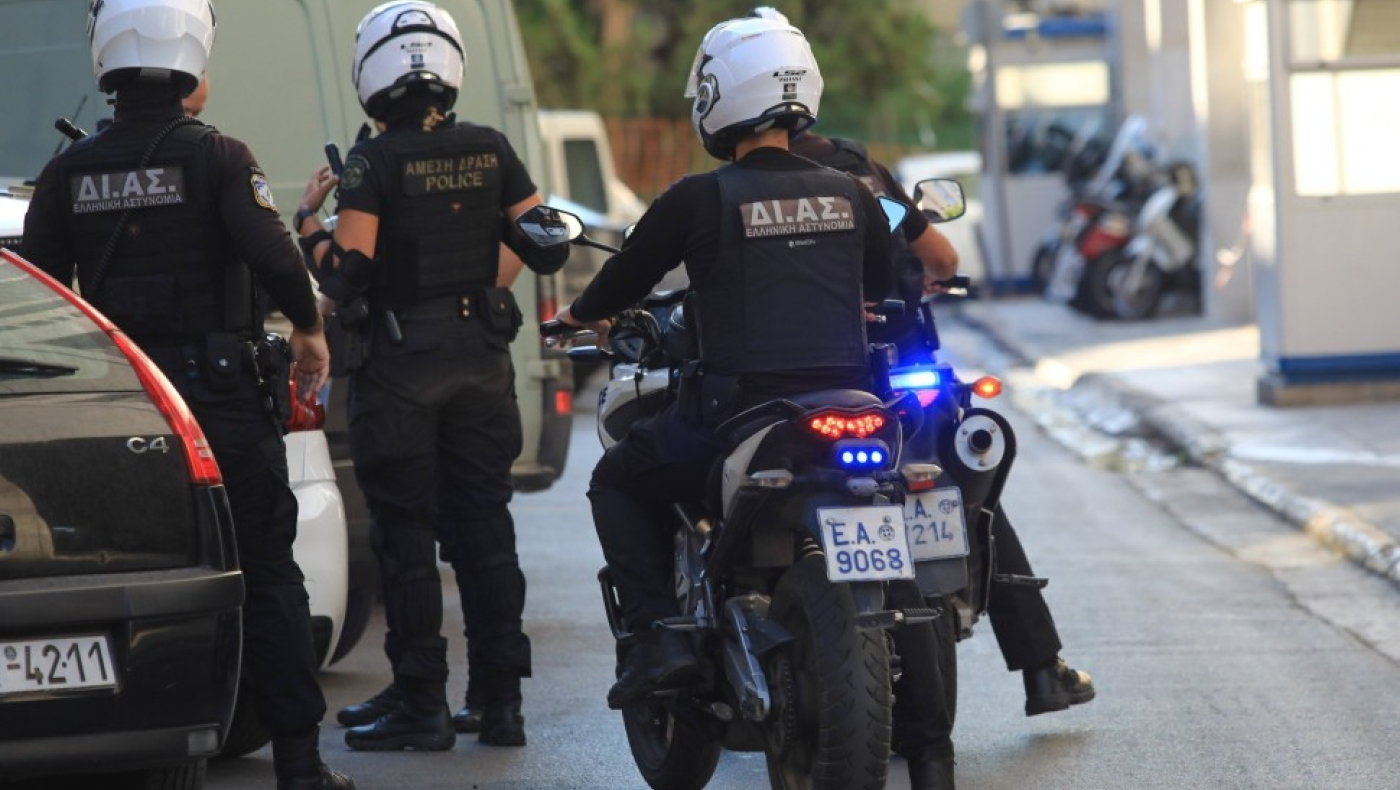 Σαλαμίνα: Συνελήφθησαν για κατασκοπία δυο Ρουμάνοι