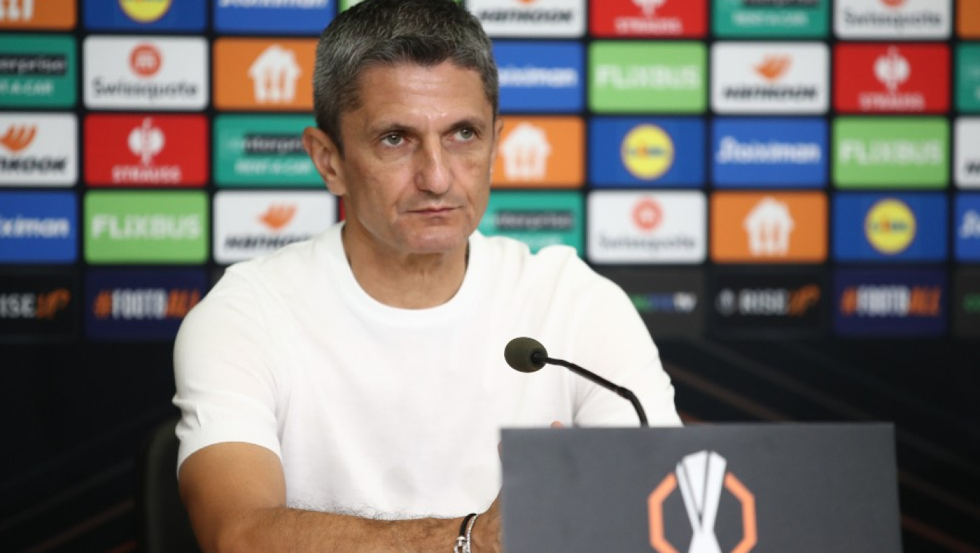 Λουτσέσκου: «Στον ΠΑΟΚ υπάρχει τρέλα στα όρια της... παράνοιας»