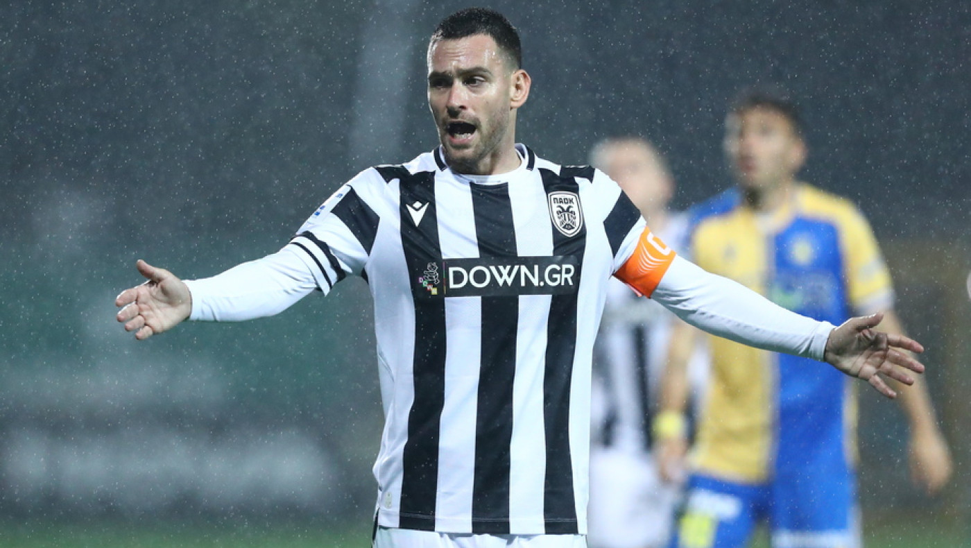 Ζίβκοβιτς: «Μονόδρομος» η αποφυγή της κίτρινης κάρτας