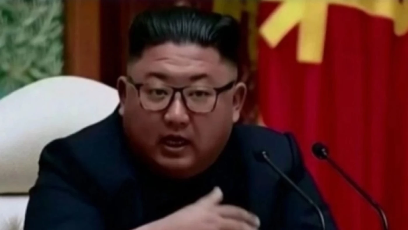 Σάλος στη Βόρεια Κορέα: Ο Κιμ Γιονγκ Ουν διατάζει έρευνες για εμφυτεύματα στήθους σε γυναίκες