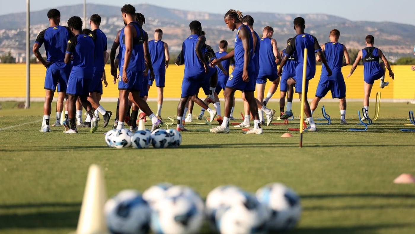 Άρης-Το report της προπόνησης: Πρόγραμμα θεραπείας ξανά ο Γαλανόπουλος