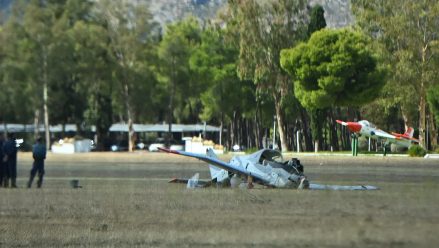 Πτώση αεροσκάφους στο Τατόι: Σε κώμα ο ένας πιλότος