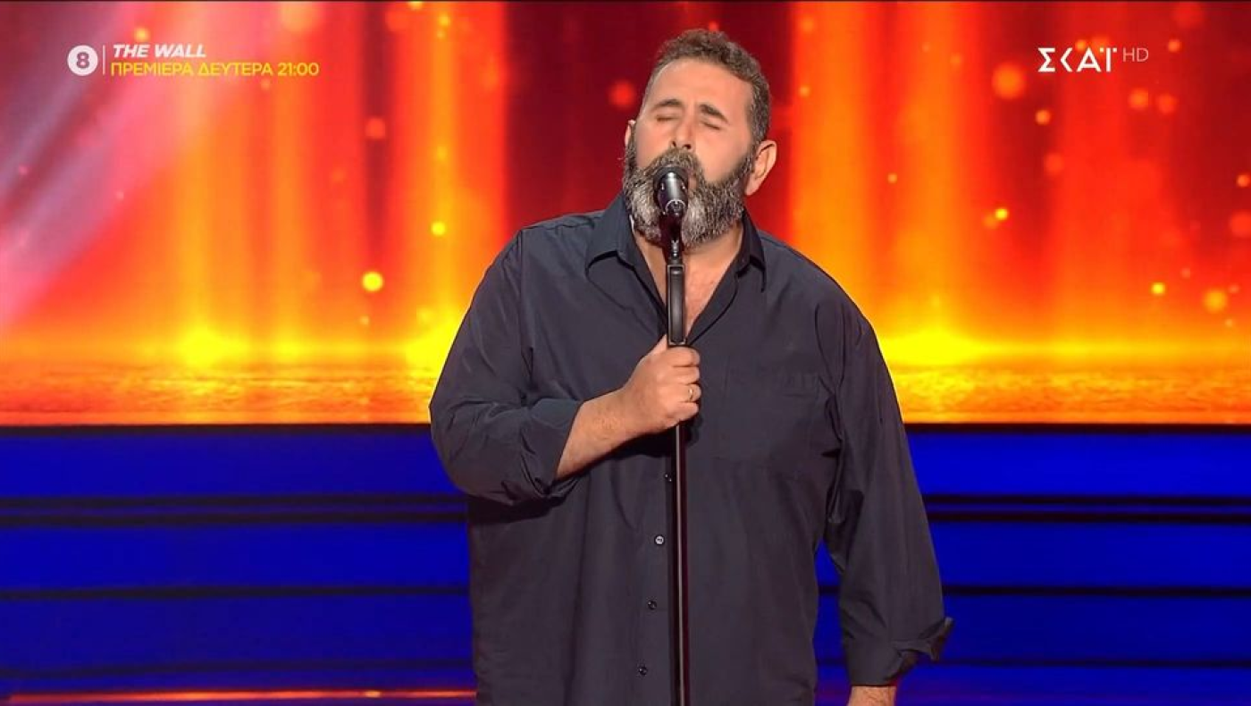 The Voice: Γύρισε και τους τέσσερις-Ο Βαγγέλης που έκανε για...Βασίλης Καρράς