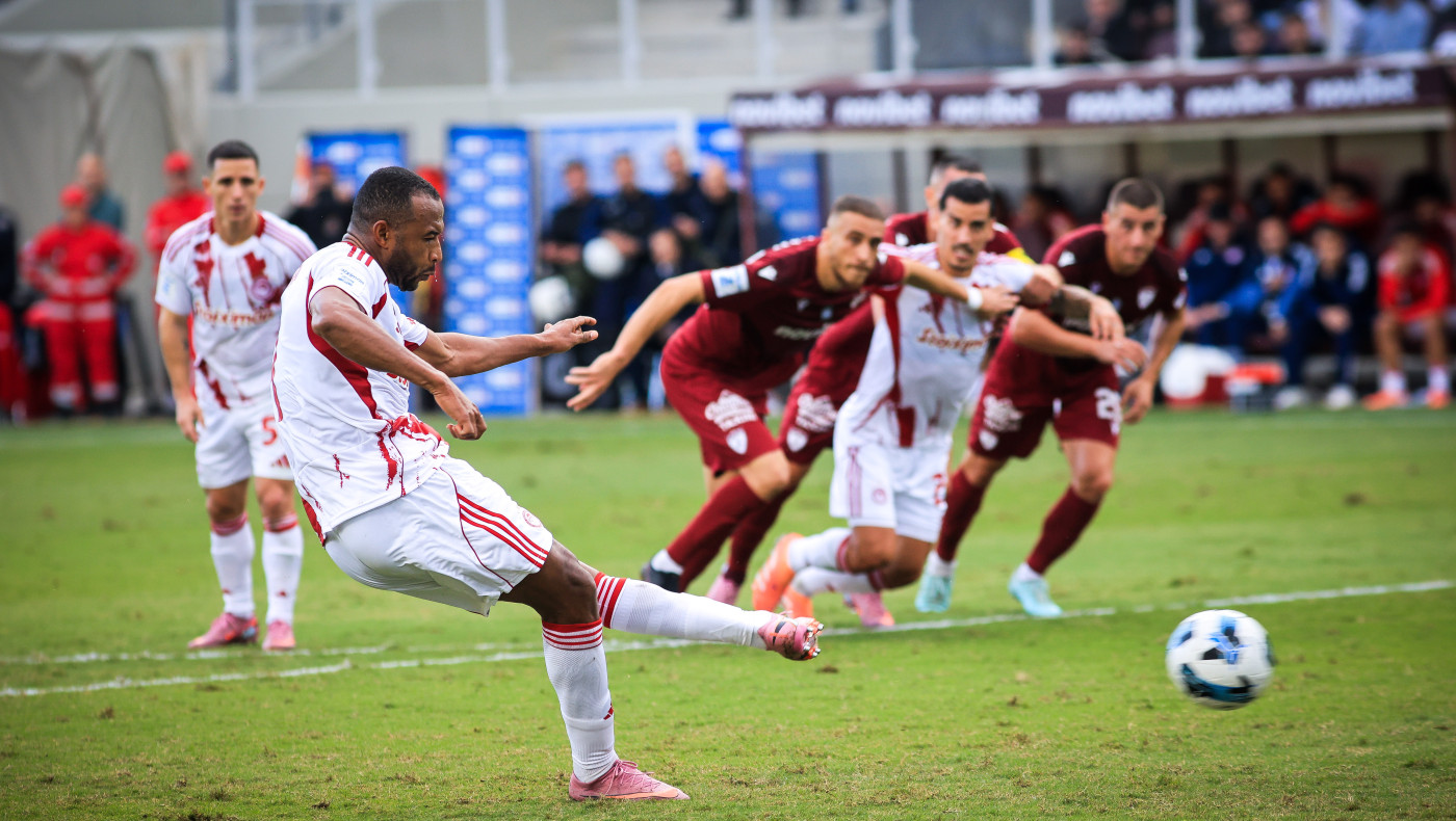Πέρασε νικηφόρα από τη Λάρισα ο Ολυμπιακός με υπογραφή Ελ Κααμπί