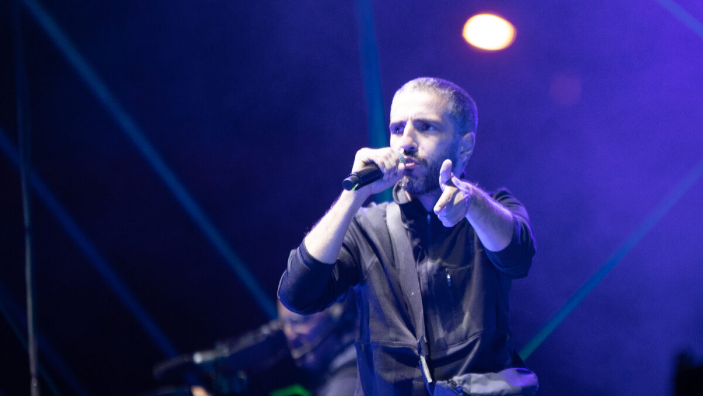 Sold out (και) στο Βερολίνο ο ΛΕΞ: Τον αποθεώνει η DW