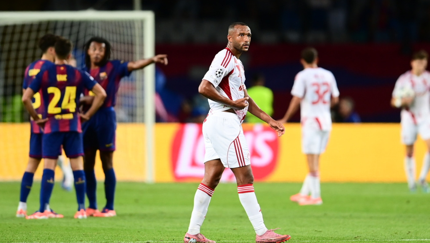 Μπαρτσελόνα-Ολυμπιακός: Και δεύτερο τέρμα από τον Φερμίν, πριν το ημίχρονο