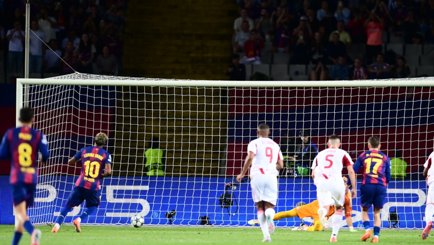 Μπαρτσελόνα-Ολυμπιακός: Ο Γιαμάλ με πέναλτι το 3-1, ο Ράσφορντ το 4ο γκολ