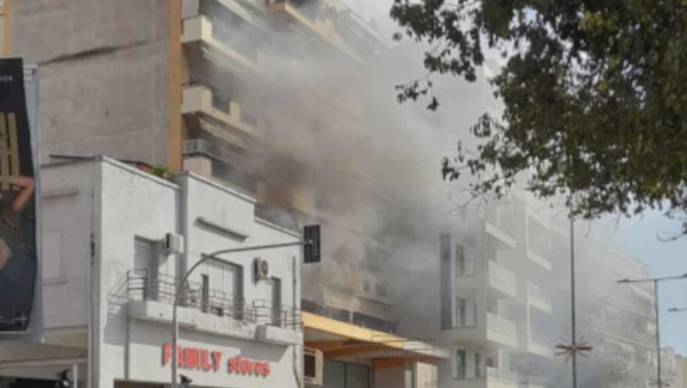 Θεσσαλονίκη: Φωτιά σε οικοδομή στη Νεάπολη