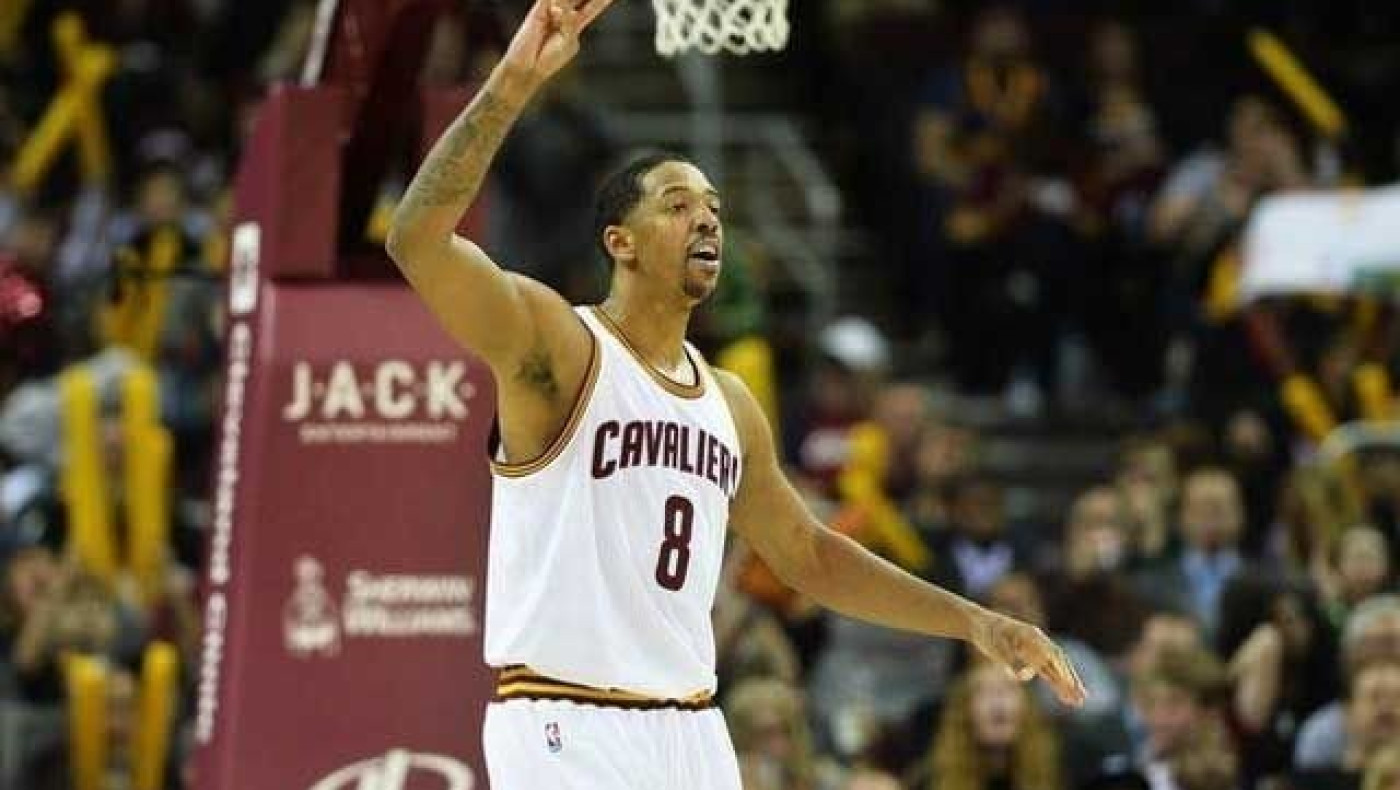 Δύσκολες νίκες για Καβαλίερς και Γουόριορς (videos)