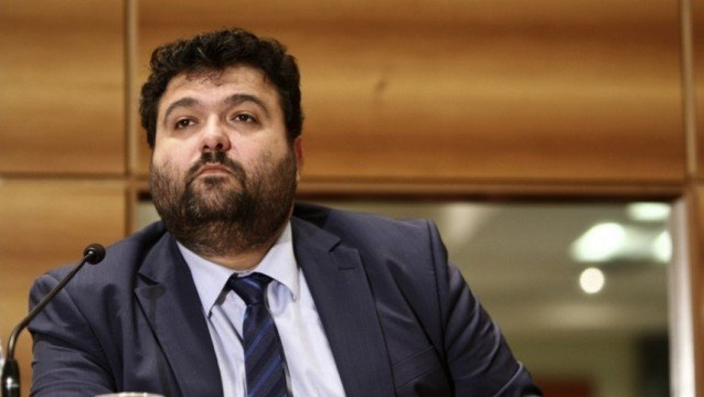 Βασιλειάδης: «Εξω τα ανθρωπόμορφα φασιστοειδή από τα γήπεδα»